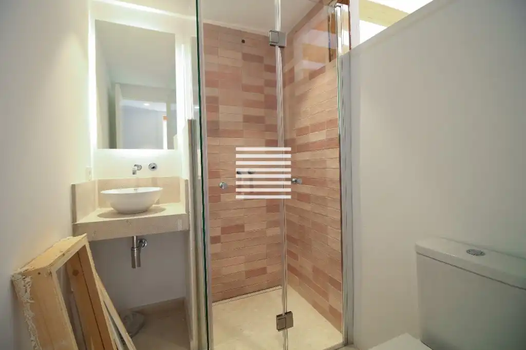 Badezimmer von Einfamilien-Reihenhaus zum Verkauf in Pollença mit Klimaanlage, Terrasse und Schwimmbad