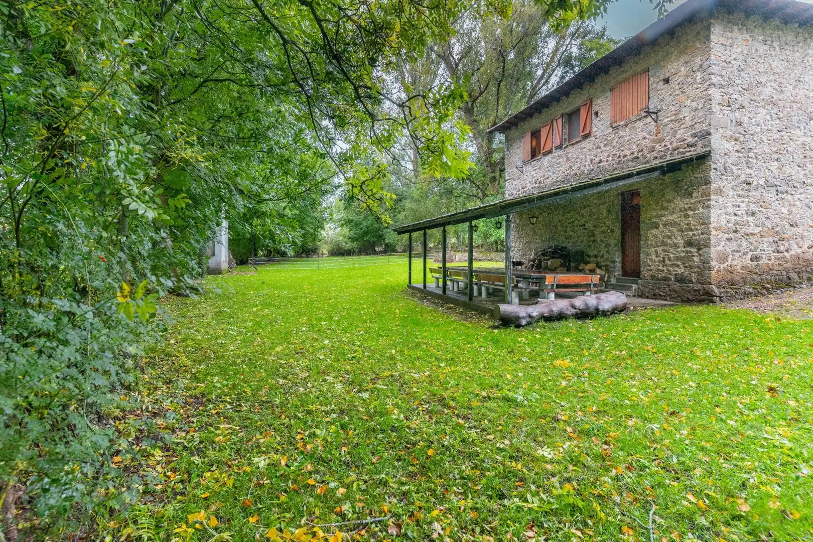Jardín de Casa o chalet en venta en Cabrillanes con Calefacción, Jardín privado y Terraza