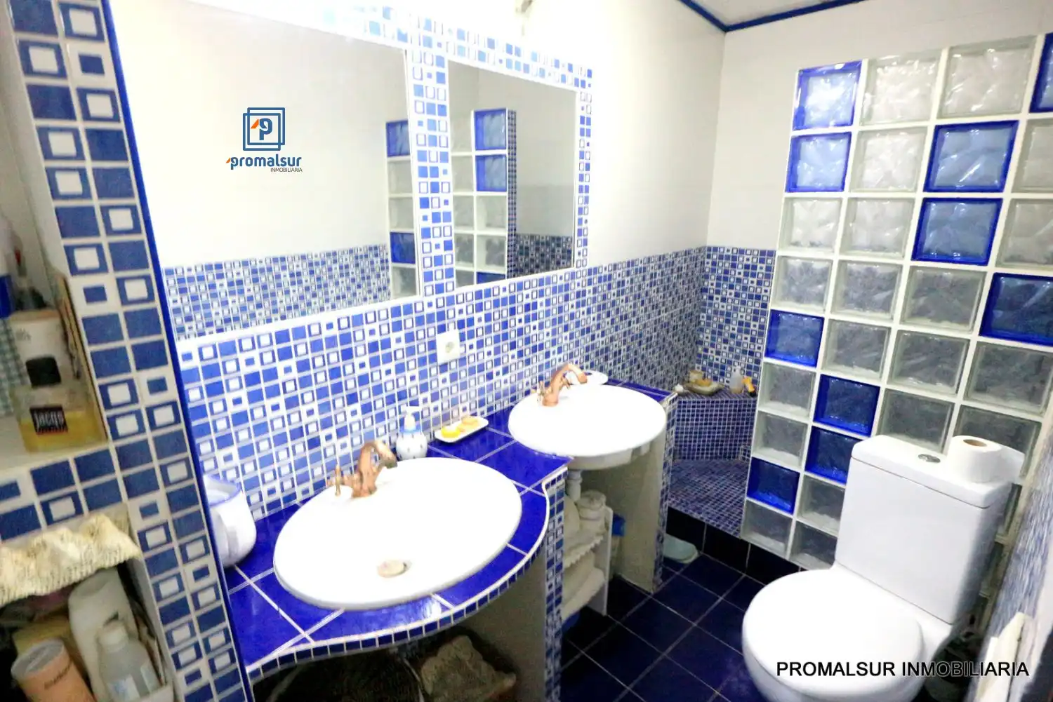 Baño de Piso en venta en Puente Genil con Aire acondicionado
