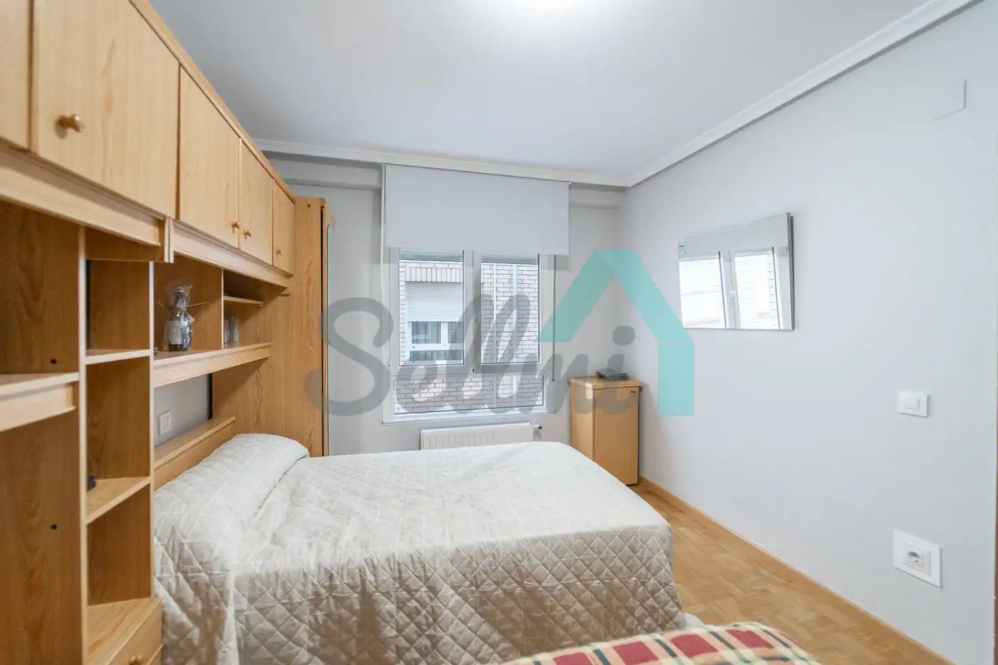 Habitación de Piso en venta en Oviedo  con Calefacción, Parquet y Trastero