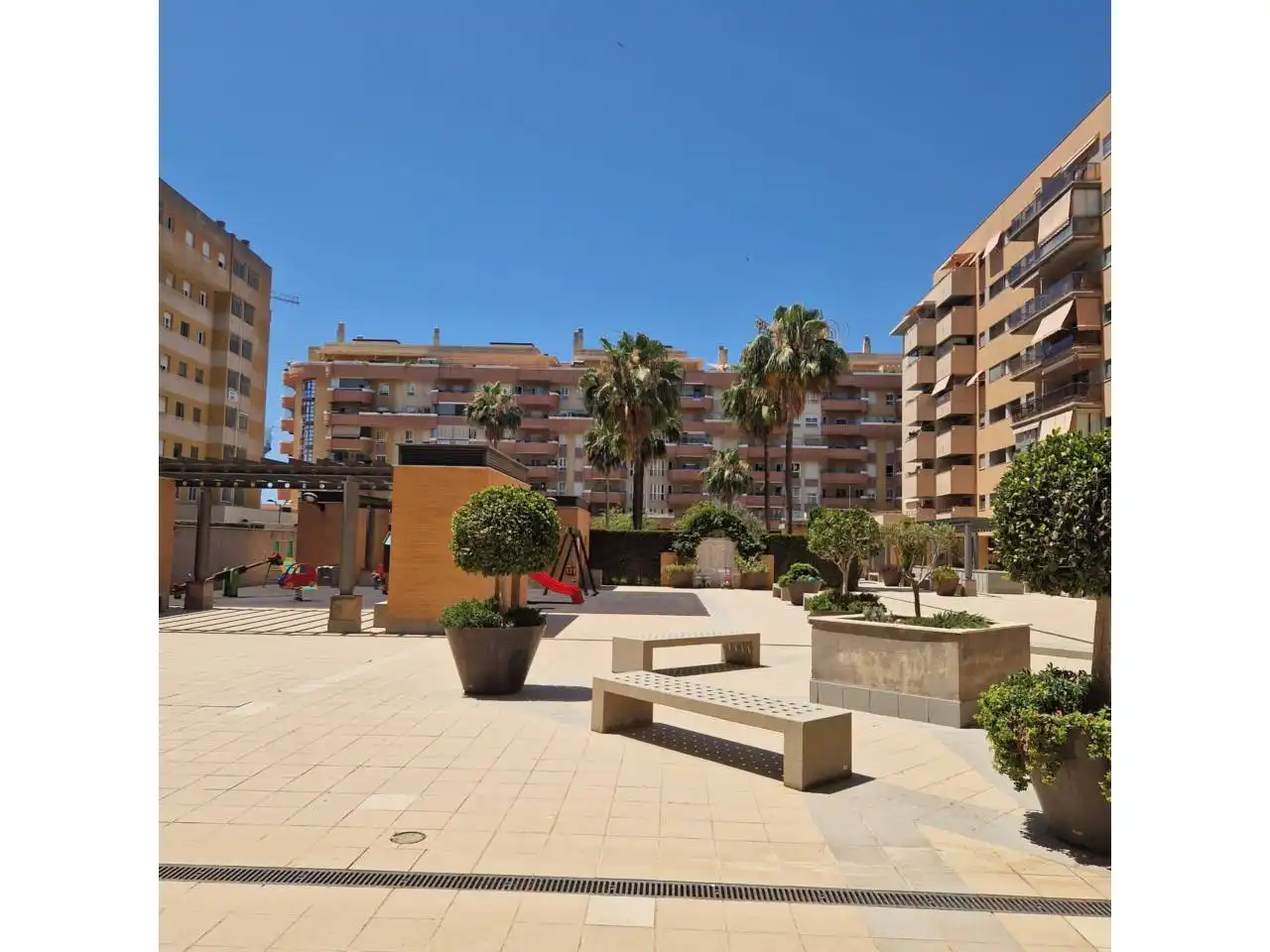 Außenansicht von Wohnung zur Miete in Málaga mit Klimaanlage, Heizung und Terrasse