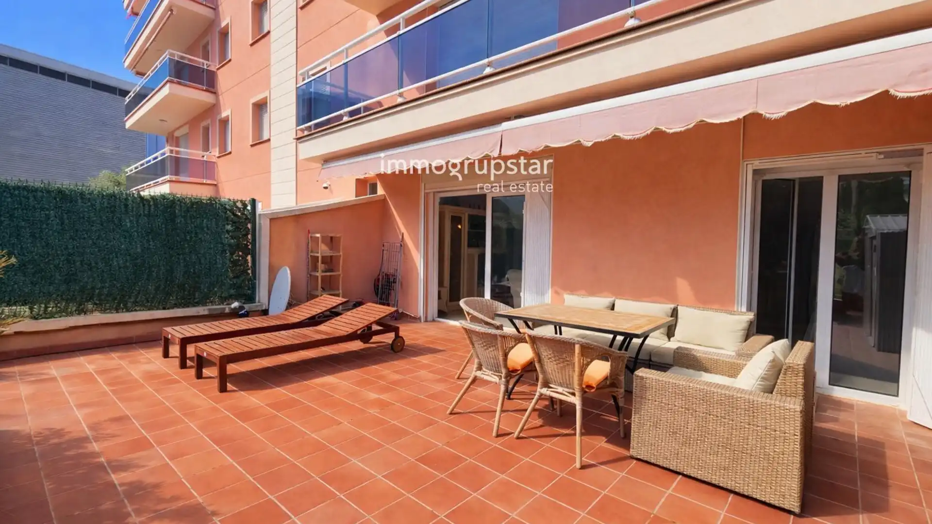 Terraza de Apartamento en venta en Calonge i Sant Antoni con Calefacción, Terraza y Piscina