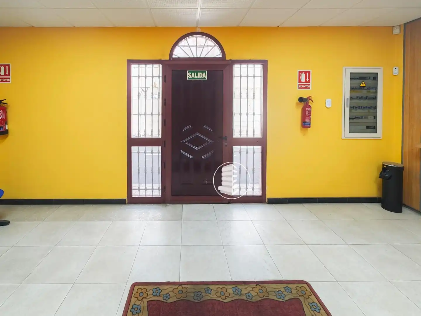 Oficina en venta en El Rosario con Aire acondicionado