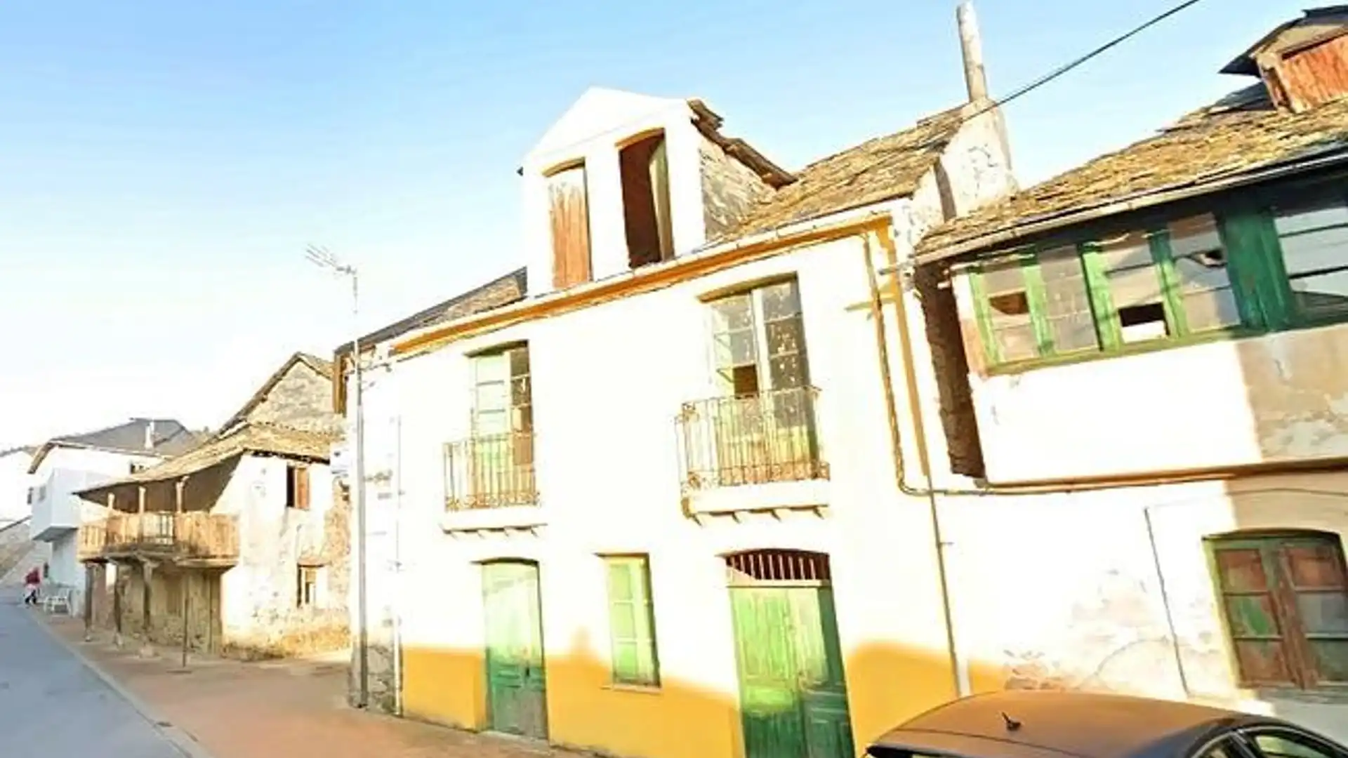 Vista exterior de Casa o chalet en venta en Congosto con Calefacción