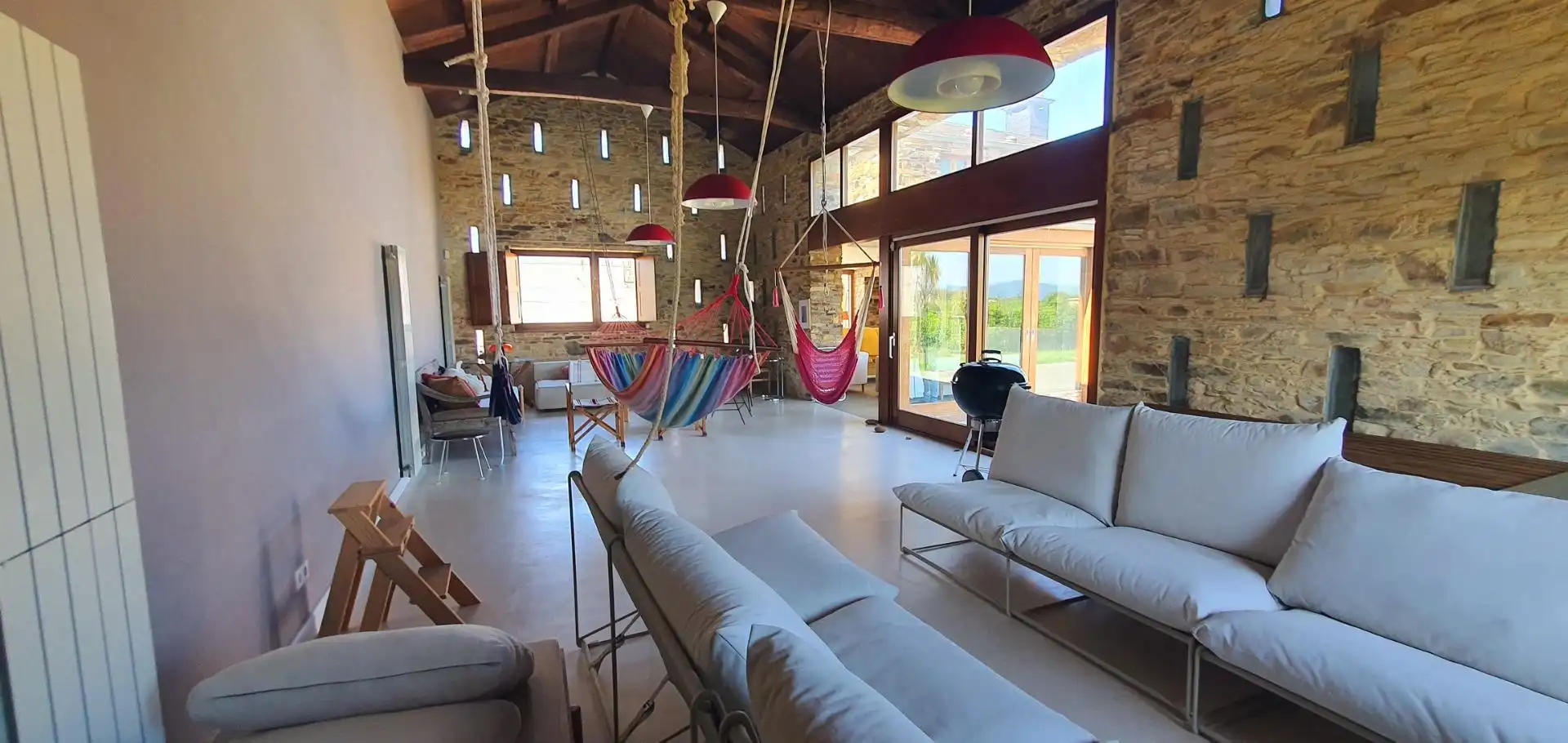 Sala d'estar de Casa o xalet en venda en Tapia de Casariego amb Calefacció, Jardí privat i Terrassa
