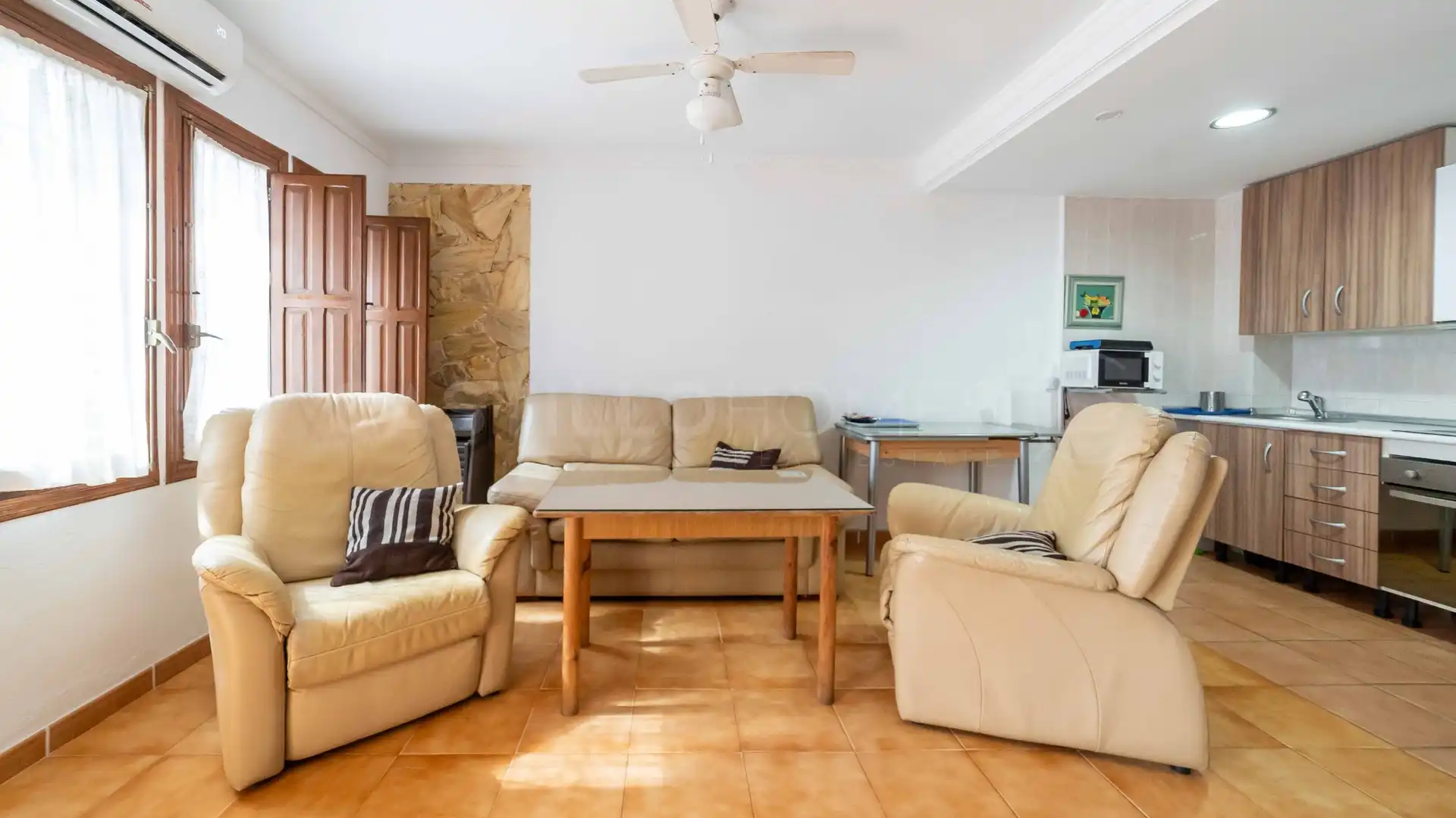 Living room of Detached homes for sale in Torrevieja  with Terrace, Furnished and Oven