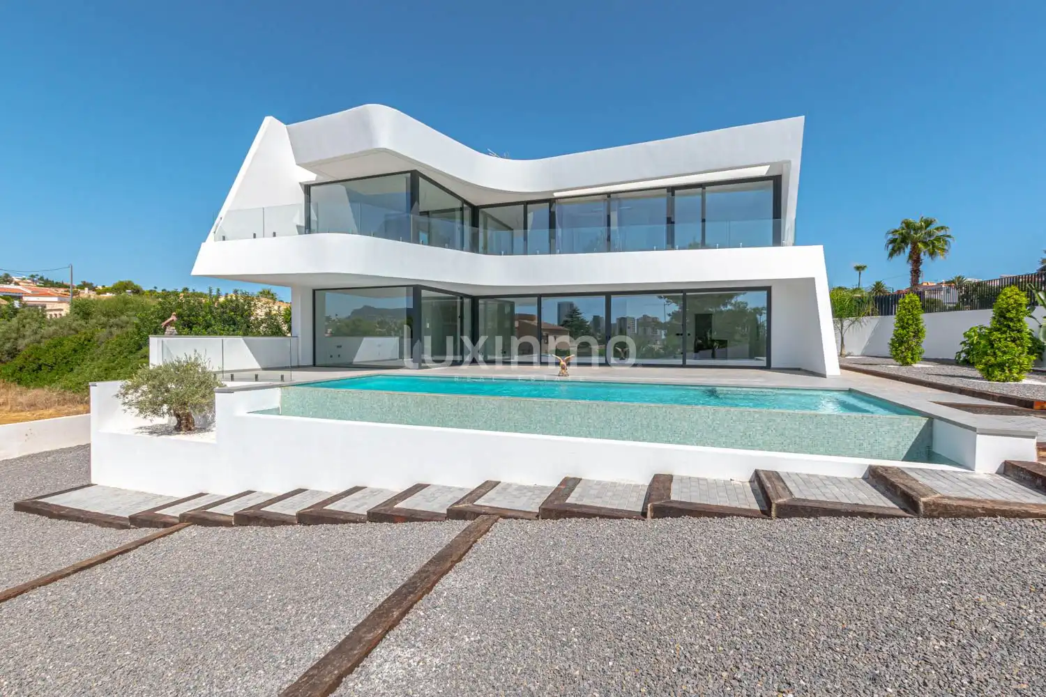 Chalet con piscina en venta en Marisol Park - Ortembach - Los Almendros, imagen 5