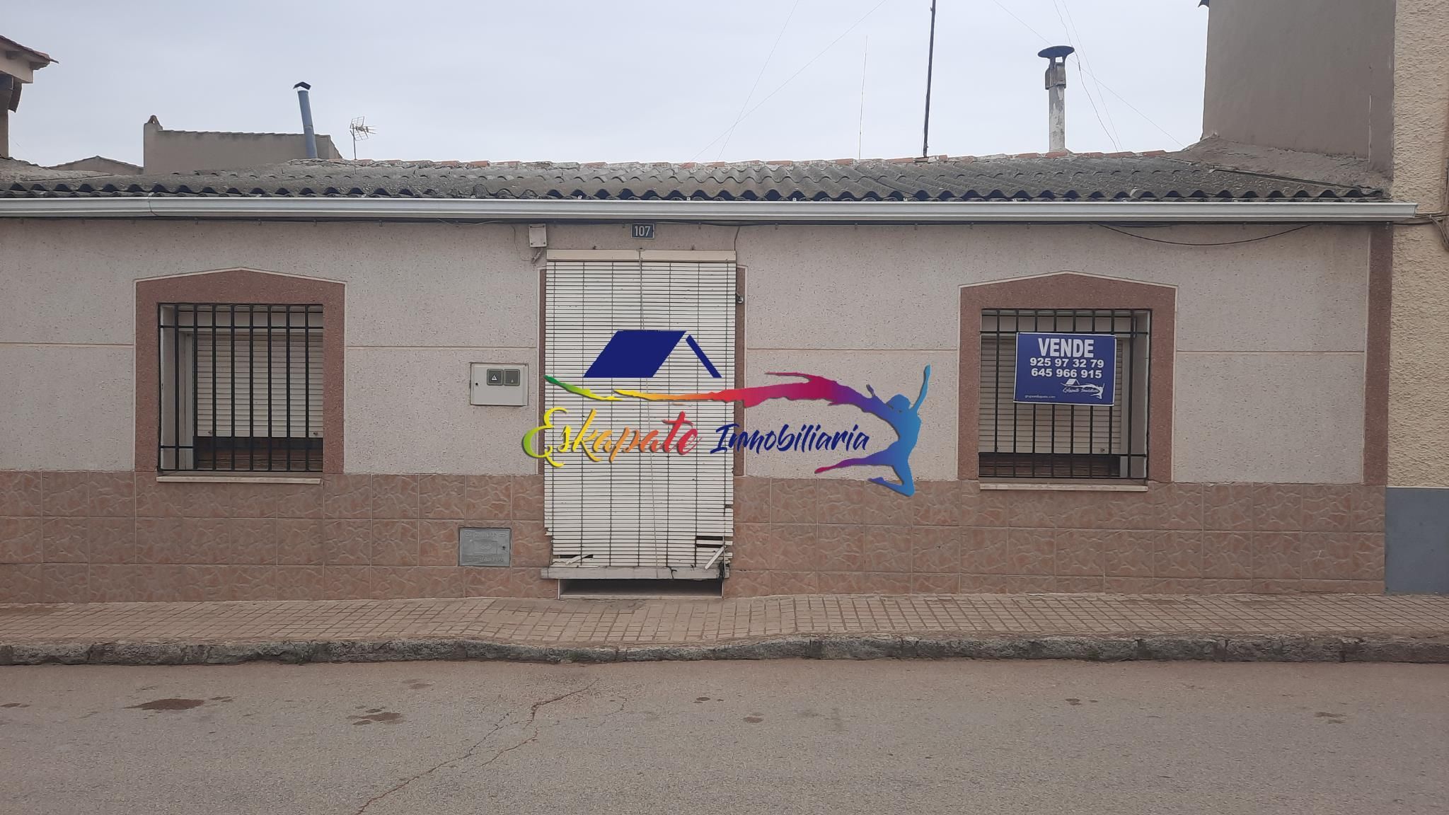 Vista exterior de Casa o chalet en venta en Villacañas con Calefacción