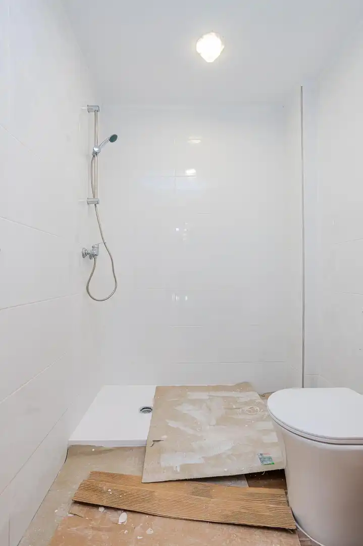 Baño de Estudio en venta en Alcobendas con Calefacción y Amueblado