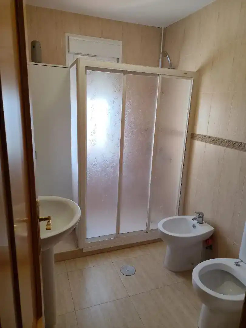 Baño de Casa adosada en venta en Brazatortas con Aire acondicionado y Trastero