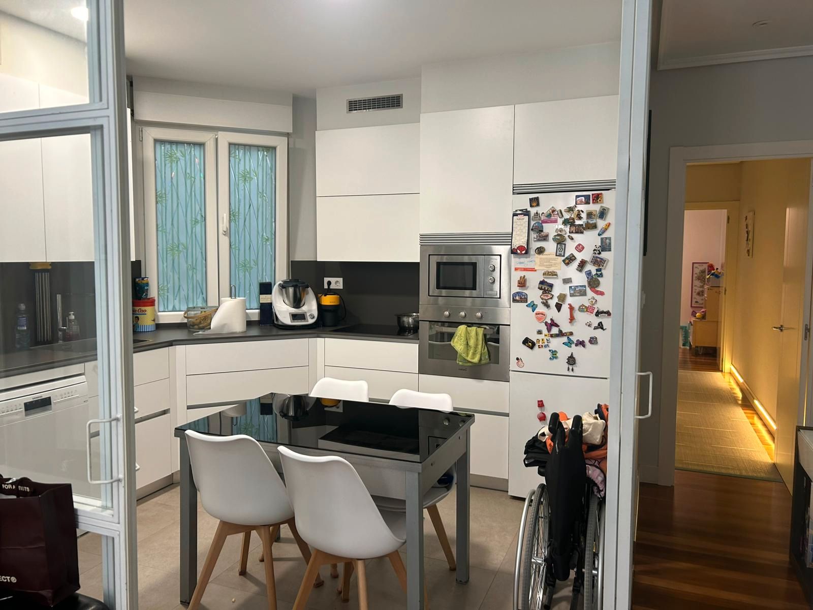 Kitchen of Flat for sale in Bilbao   with Heating, Storage room and Furnished