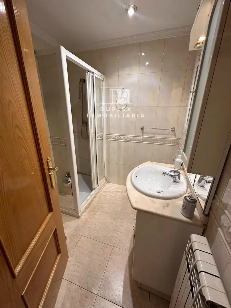 Badezimmer von Wohnung zur Miete in Cuenca mit Heizung, Terrasse und Möbliert