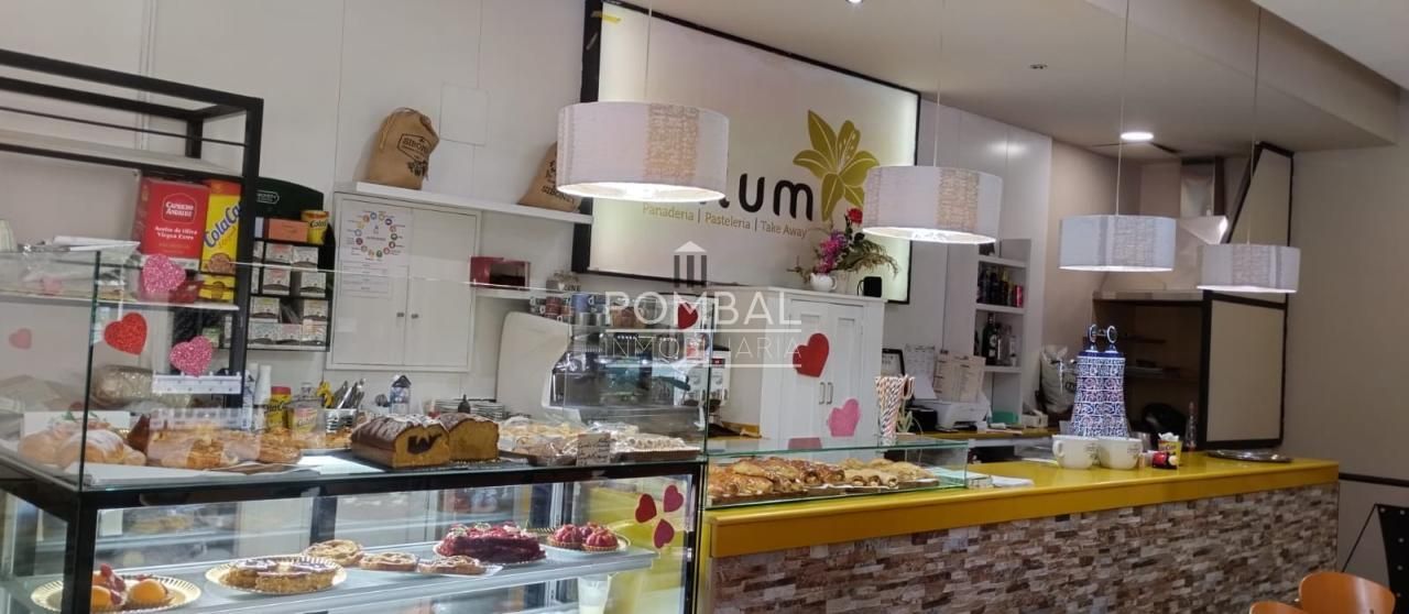 Local en traspaso en Ourense Capital  con Amueblado