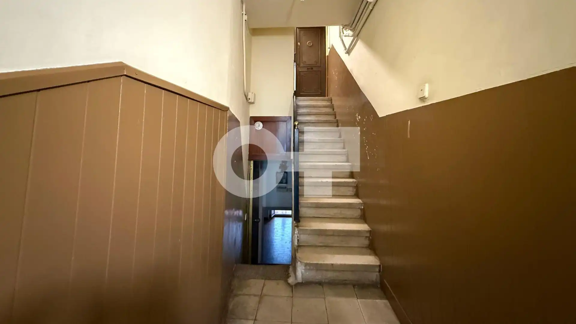 Erdgeschoss zum Verkauf in Barcelona mit Alarm