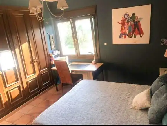 Habitación de Casa o chalet en venta en Elda con Aire acondicionado, Calefacción y Jardín privado