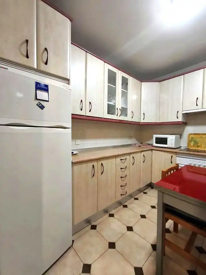 Cocina de Piso en venta en Madrid con Calefacción, Parquet y Terraza