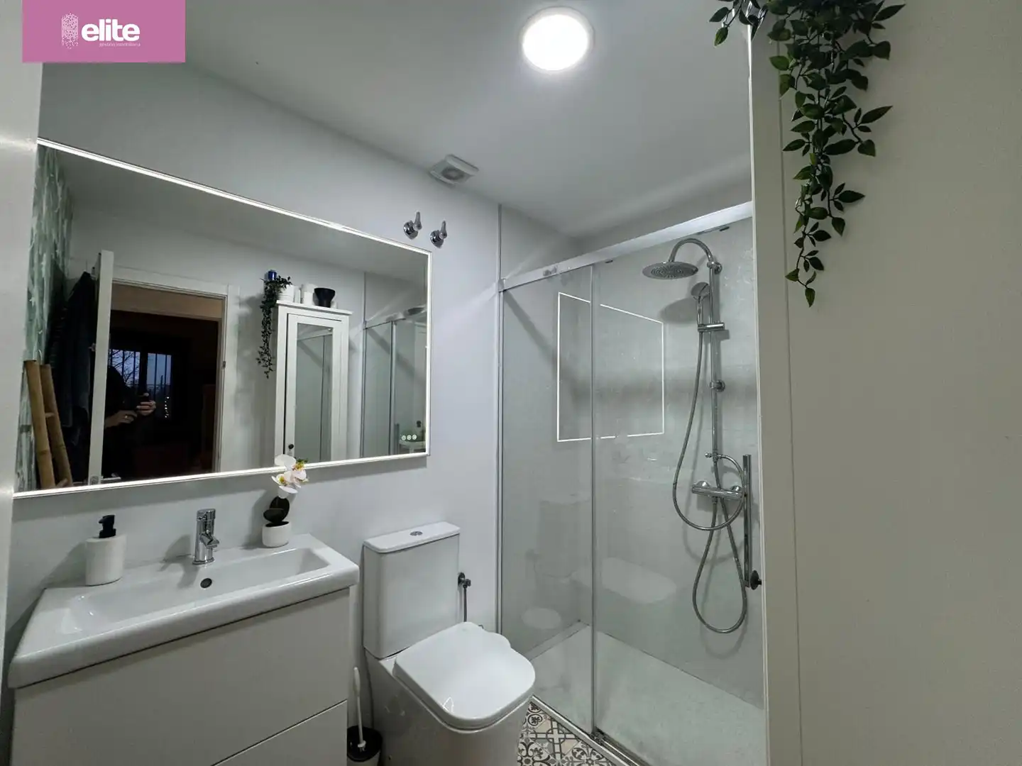 Baño de Piso en venta en Jerez de la Frontera con Aire acondicionado, Parquet y Terraza