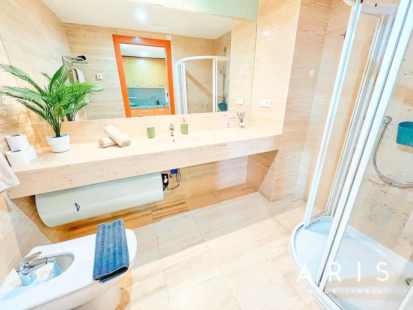 Badezimmer von Wohnung zur Miete in Alquería - Torrealquería