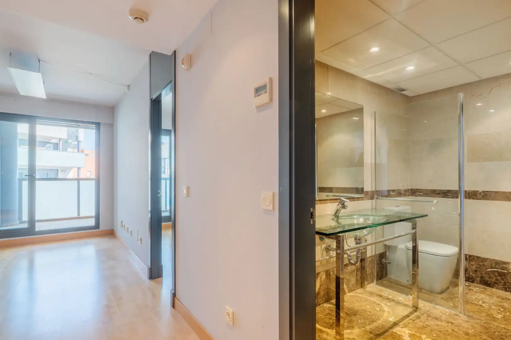 Oficina en venta en Alcorcón con Aire acondicionado, Calefacción y Trastero