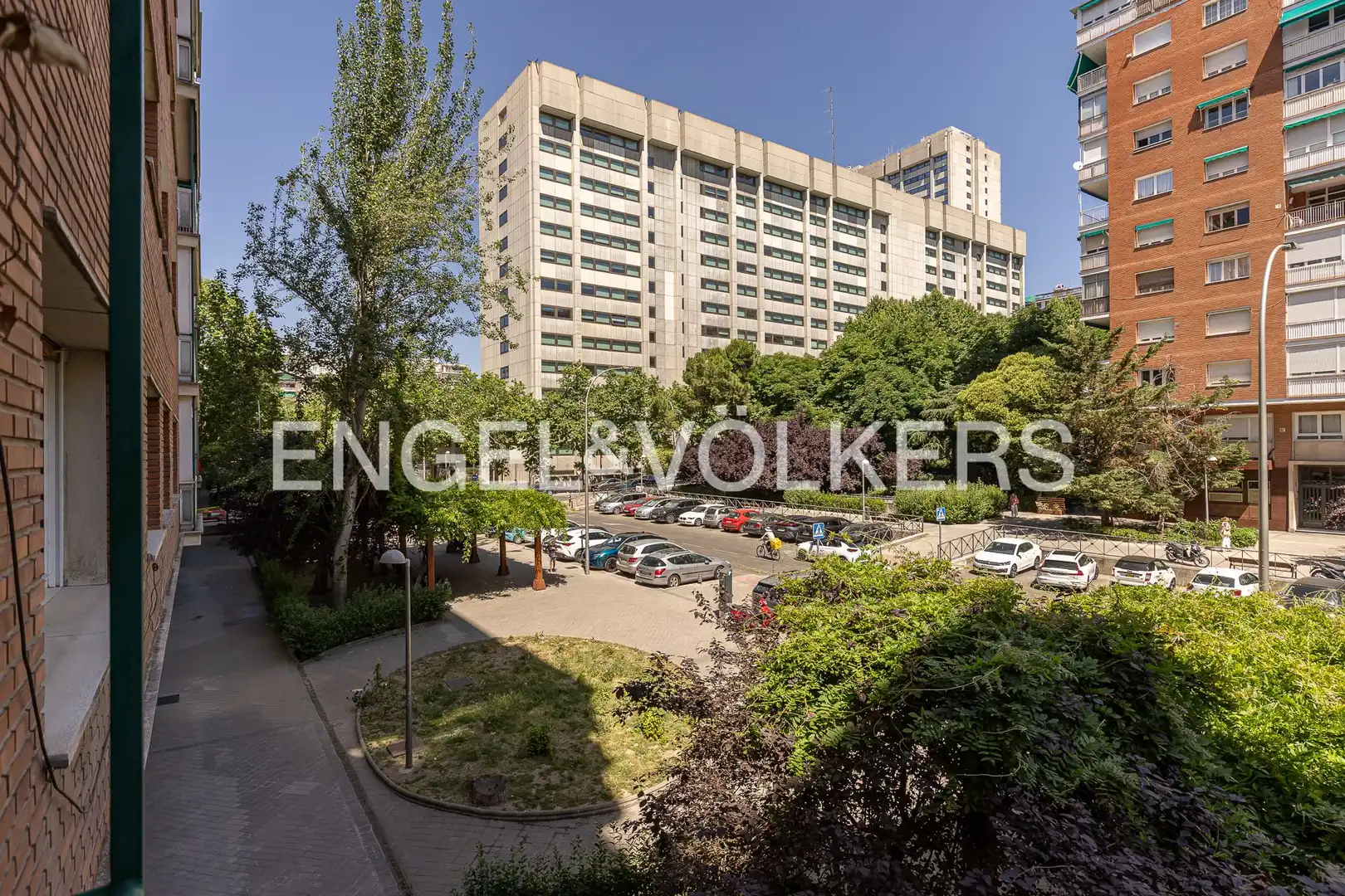 Vista exterior de Piso en venta en Madrid con Aire acondicionado, Calefacción y Parquet