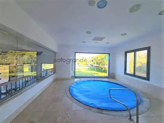 Swimming pool of Apartments for rent in Sotogrande  with Air Conditioner, Heating and Terrace