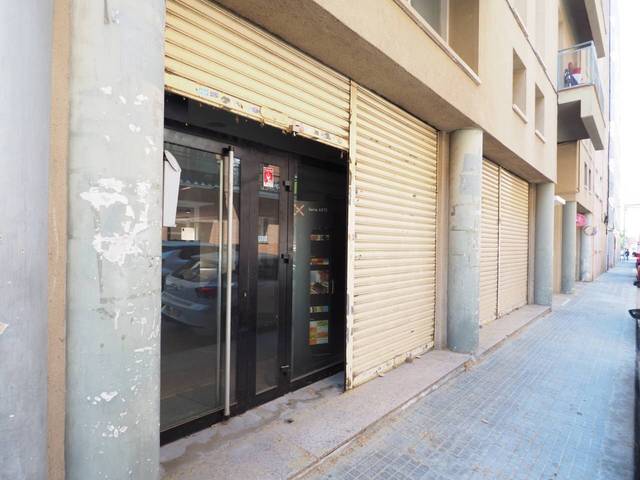 Local comercial en Venta en Calle Apeles Mestres en Granollers Nord