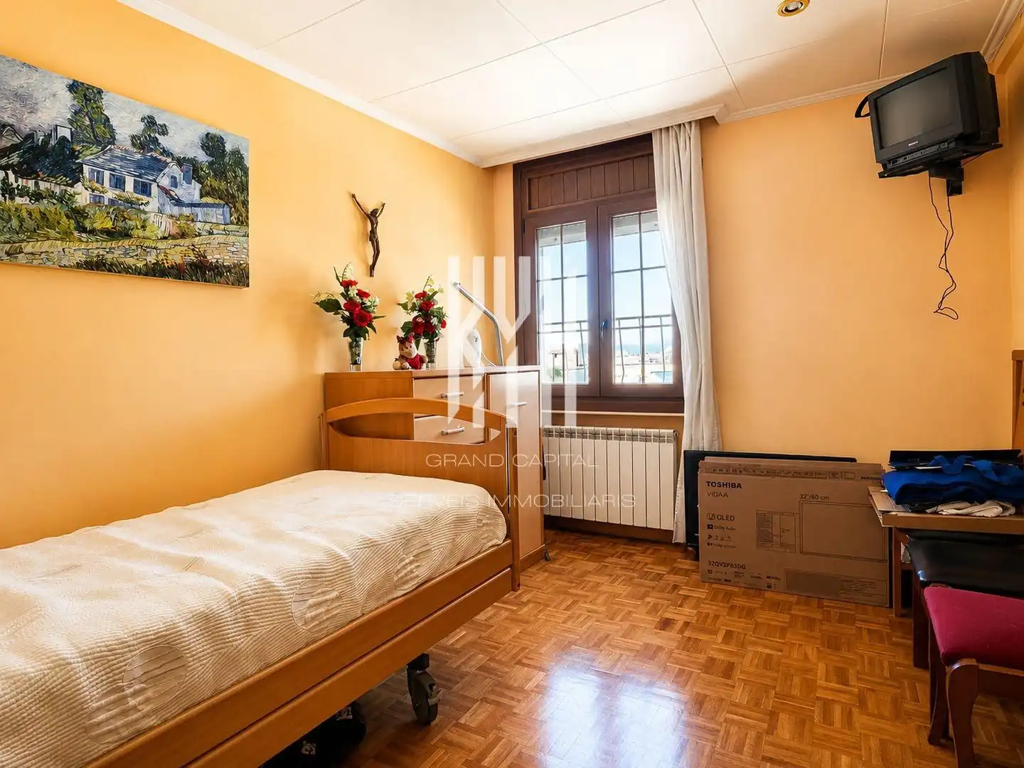 Bedroom of Attic for sale in Girona  with Air Conditioner, Heating and Balcony
