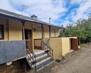 Vista exterior de Finca rústica en venda en Toreno amb Calefacció