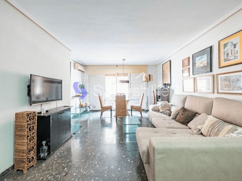 Sala de estar de Piso en venta en  Valencia Capital con Aire acondicionado, Terraza y Amueblado