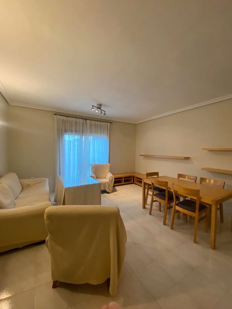 Sala de estar de Piso de alquiler en Mérida con Aire acondicionado, Calefacción y Horno