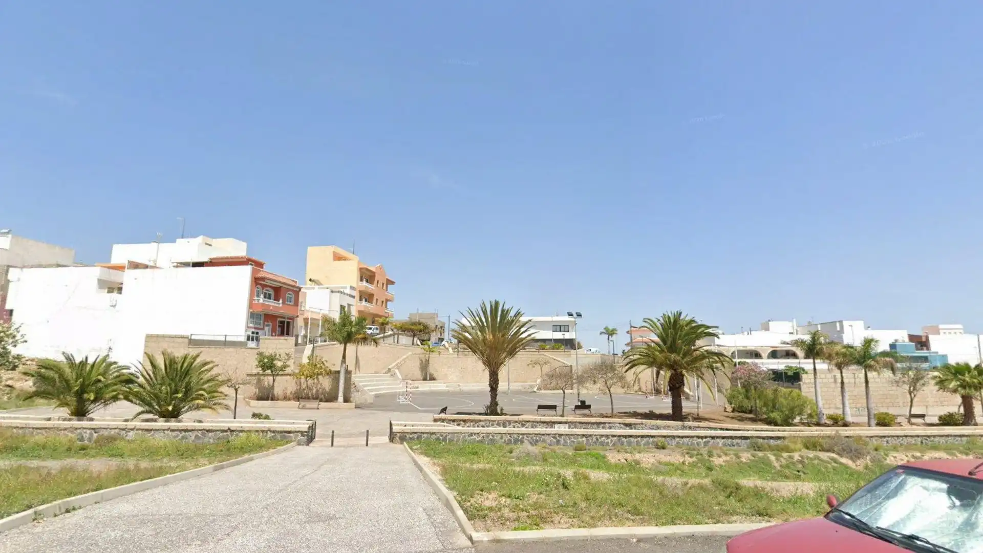Vista exterior de Pis en venda en Granadilla de Abona amb Terrassa i Traster