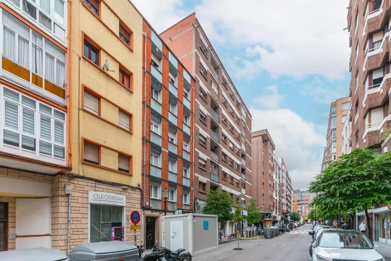 Vista exterior de Piso en venta en Gijón  con Calefacción y Amueblado