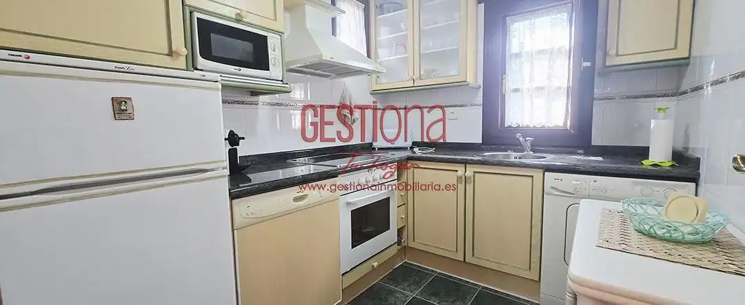 Cocina de Casa o chalet en venta en Ribamontán al Mar con Calefacción, Jardín privado y Piscina