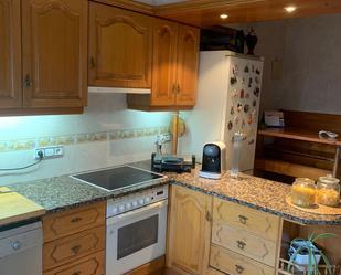 Kitchen of Flat for sale in Vic  with Oven