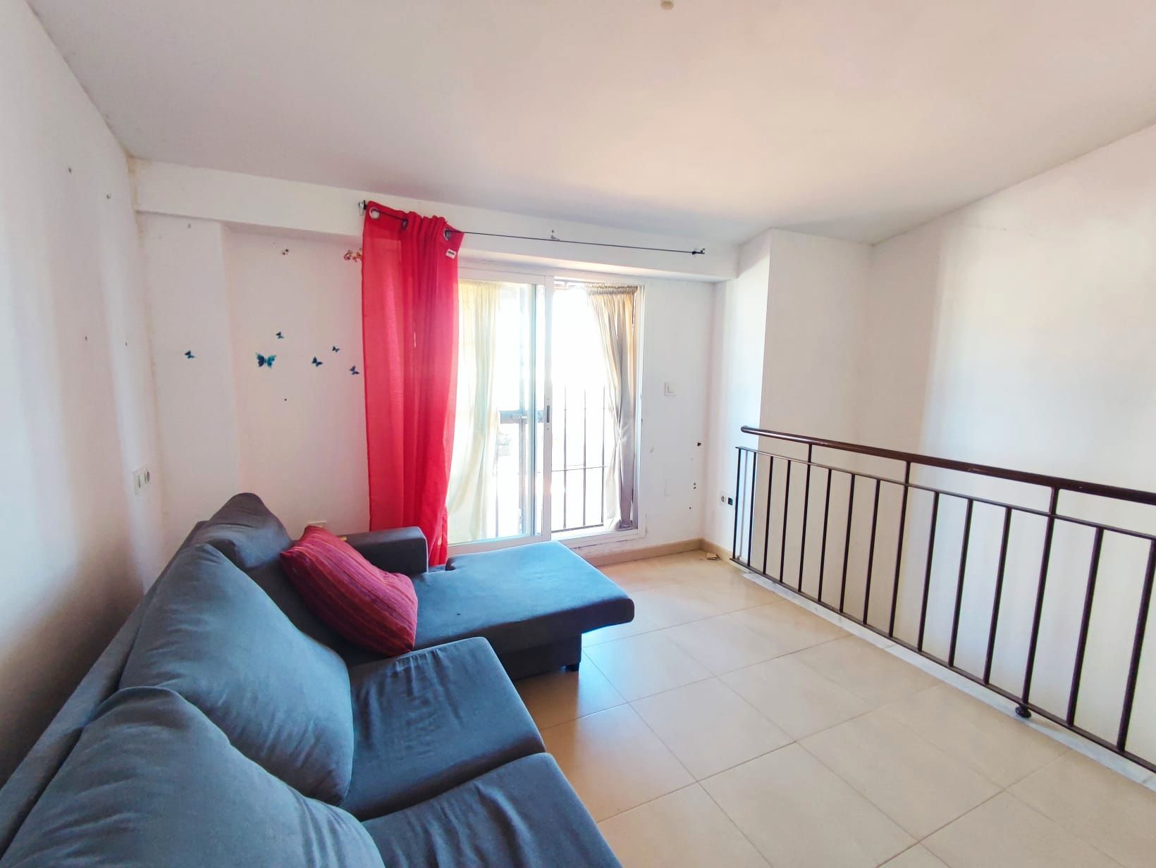 Sala d'estar de Pis en venda en Cartaya amb Terrassa, Moblat i Balcó