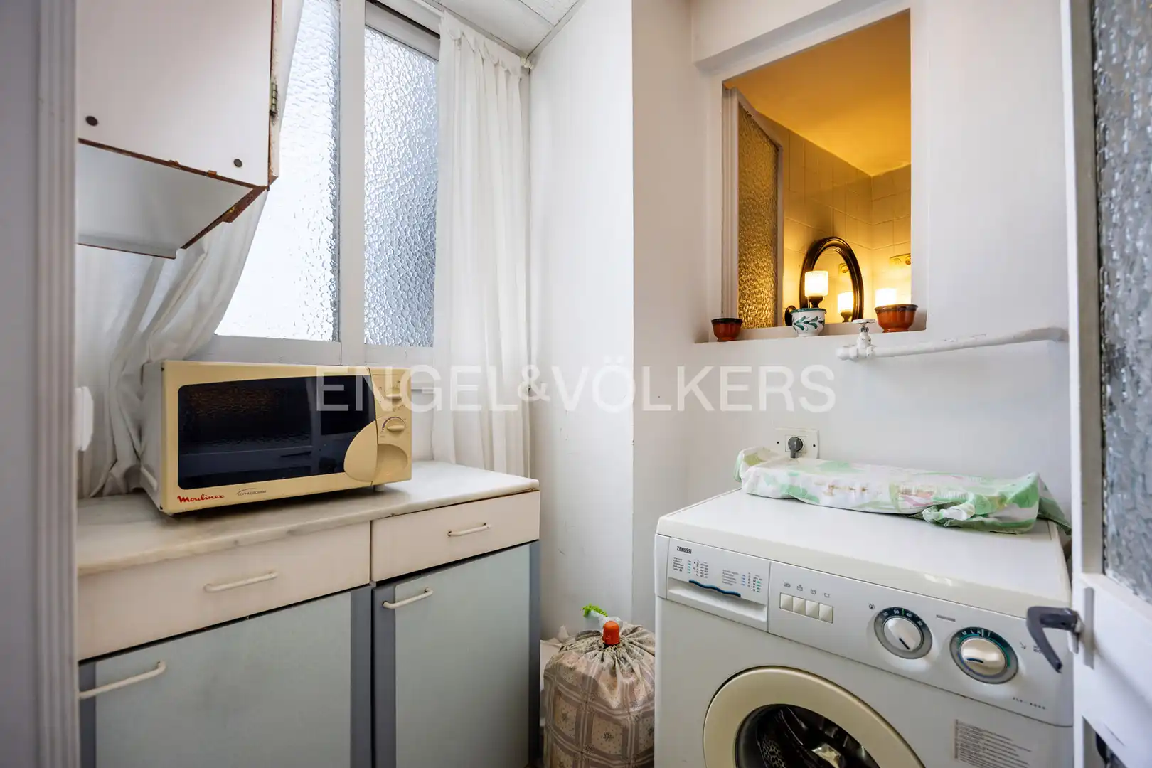 Cocina de Apartamento en venta en Sanlúcar de Barrameda con Calefacción, Terraza y Balcón