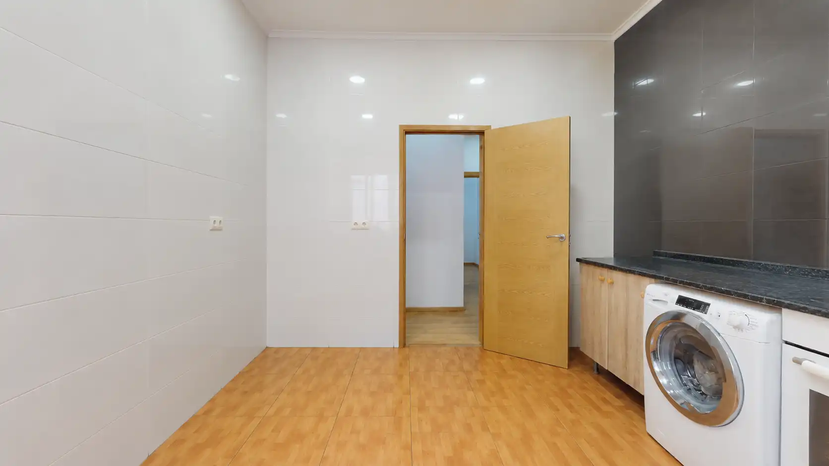 Planta baja en venta en Bilbao  con Calefacción