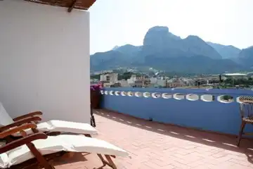 Terrassa de Finca rústica en venda en Polop amb Aire condicionat, Calefacció i Jardí privat