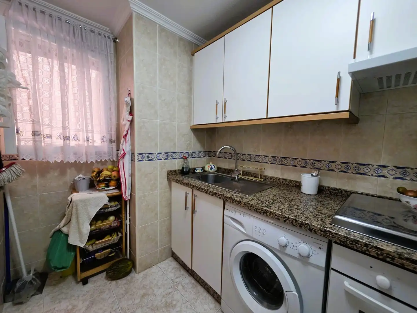 Cocina de Apartamento de alquiler en Santa Pola con Terraza
