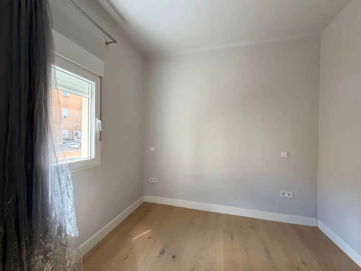 Bedroom of Flat for sale in Madrid  with Air Conditioner, Heating and Terrace