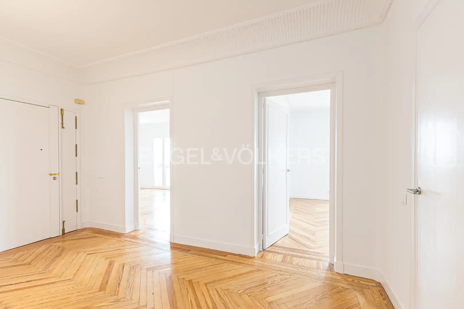 Wohnung zur Miete in Madrid mit Klimaanlage, Heizung und Parkett