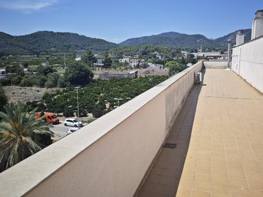 Wohnung mit Balkon zum Verkauf in Oliva pueblo