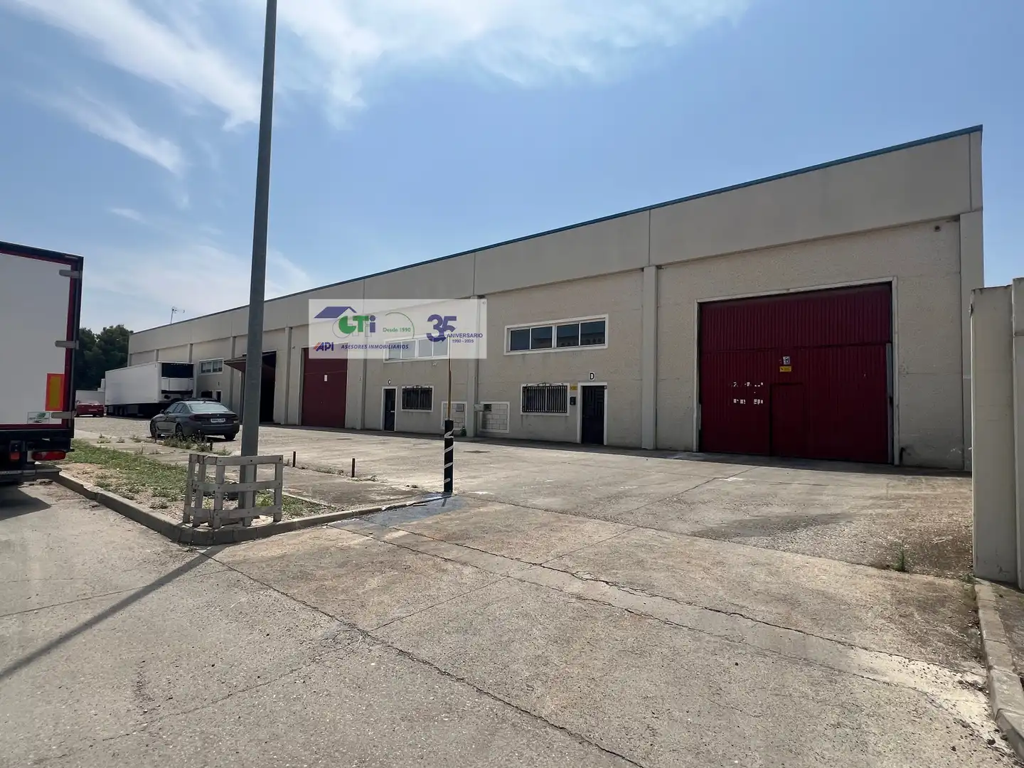 Exterior view of Industrial buildings for rent in Villanueva de Gállego