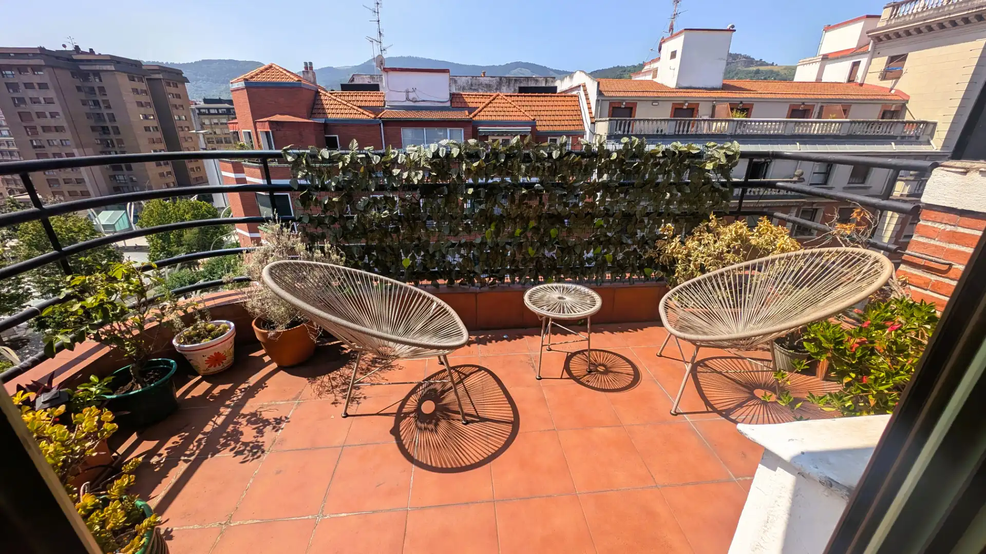 Terraza de Ático en venta en Bilbao  con Calefacción, Terraza y Amueblado
