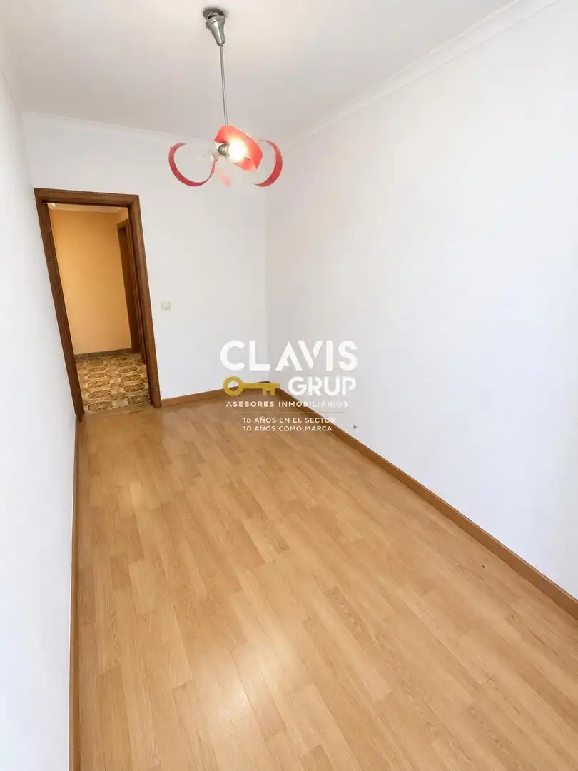 Piso con ascensor en venta en Nou Barris, imagen 13