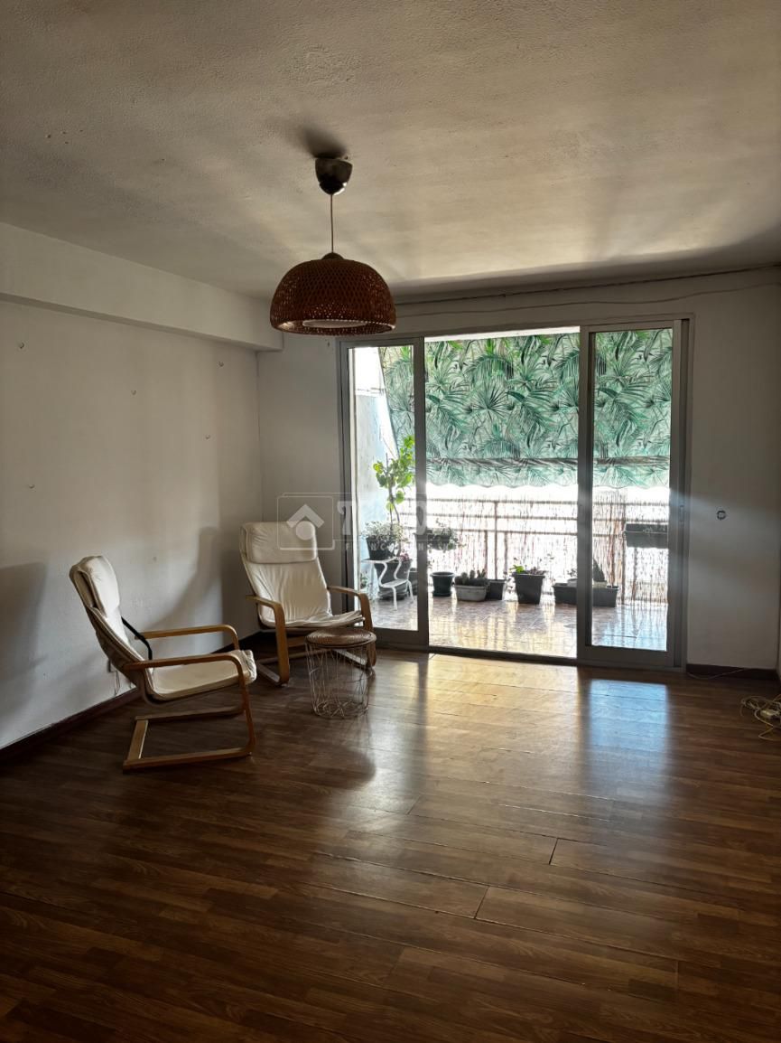 Living room of Flat for sale in  Madrid Capital  with Heating and Terrace