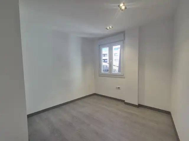 Bedroom of Flat for sale in Zaragoza  with Air Conditioner, Heating and Terrace