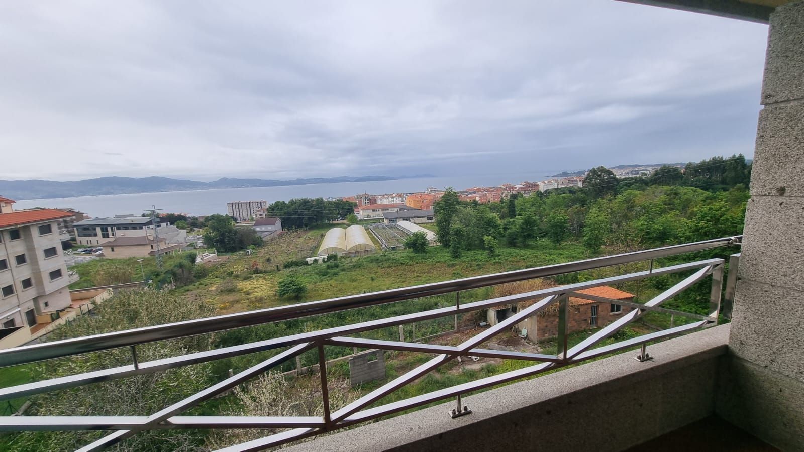 Exterior view of Flat to rent in Sanxenxo  with Terrace, Furnished and Oven