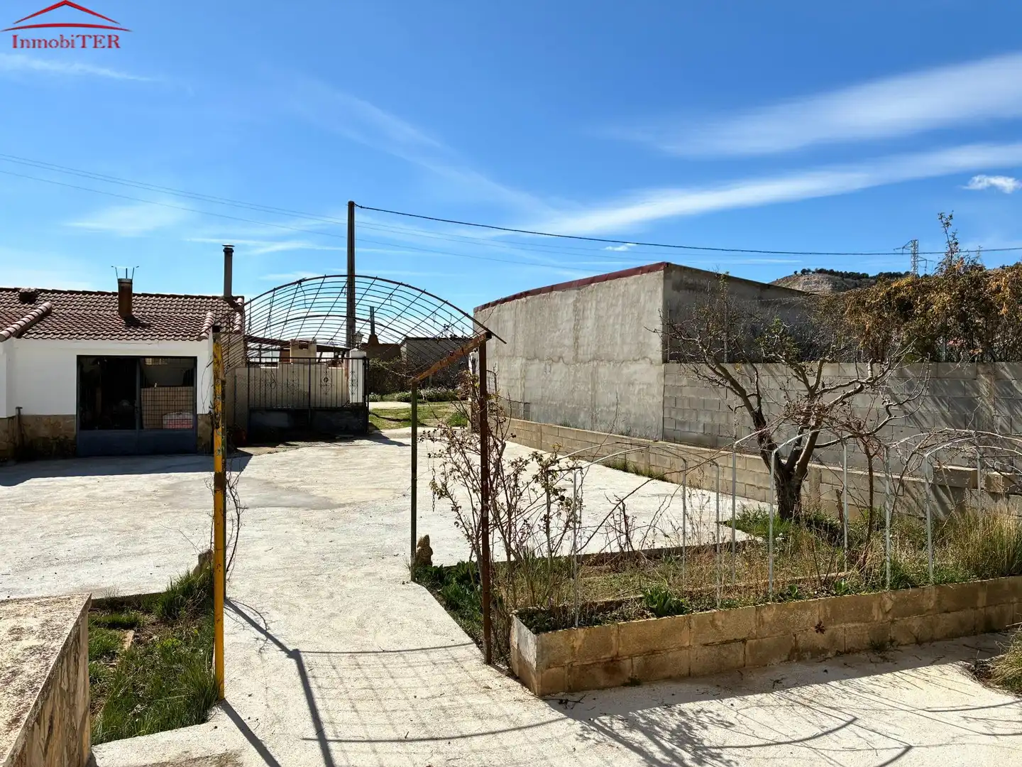 Houses for sale in Teruel  with Private garden and Swimming Pool