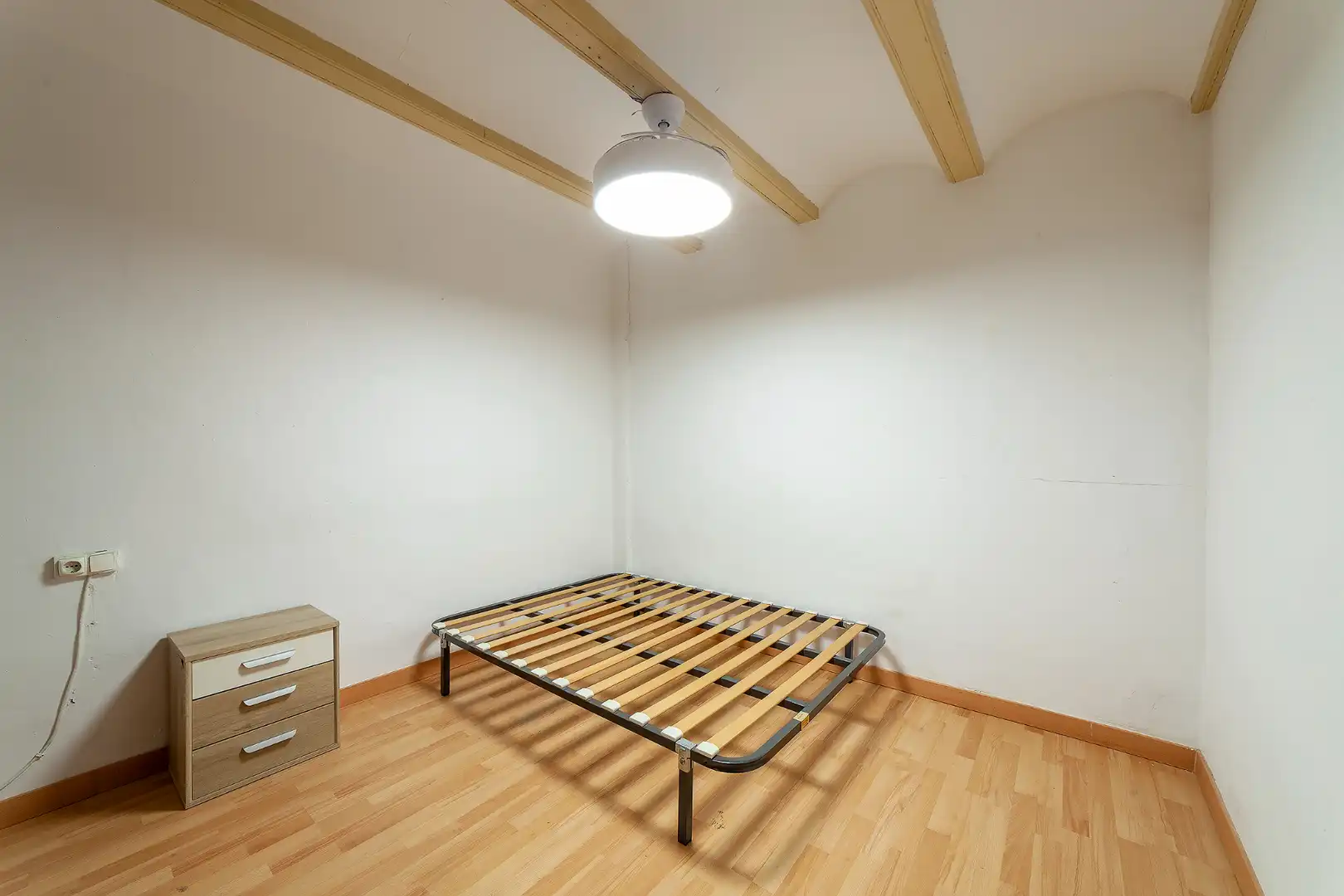 Habitación de Piso en venta en Valencia con Aire acondicionado, Terraza y Amueblado
